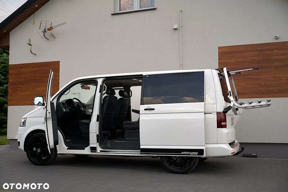 Volkswagen Multivan - 9