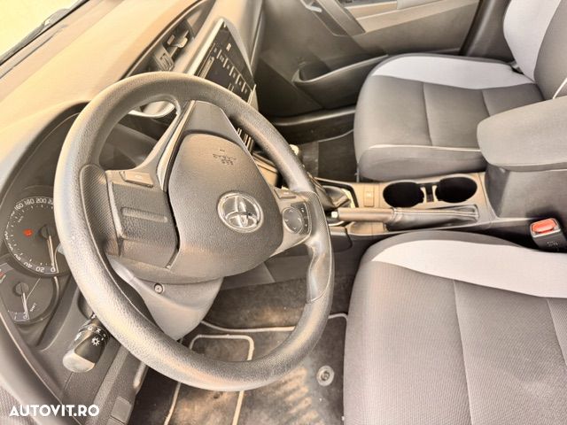 Toyota Auris 1.3 Dual VVT-i Terra - 7