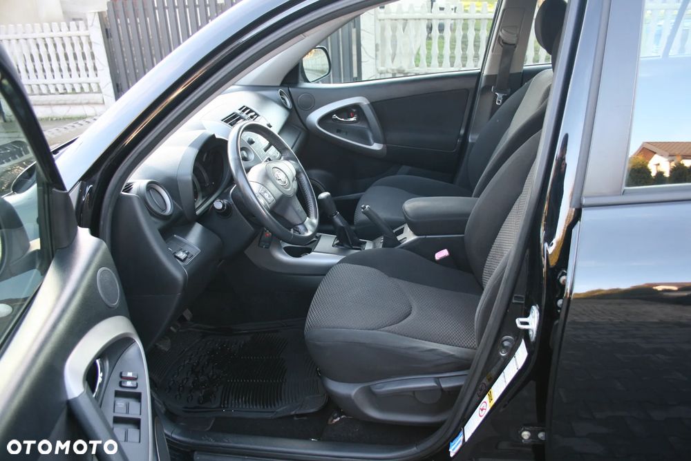 Toyota RAV4 2.0 4x4 Sol - 10