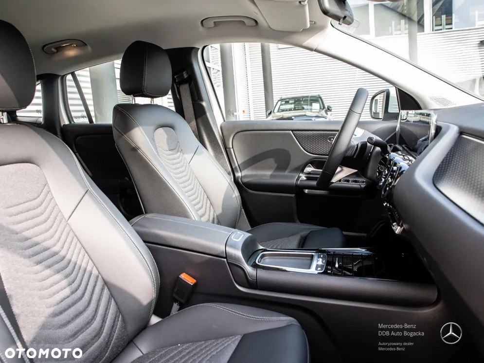 Mercedes-Benz GLA 220 mHEV 4-Matic 8G-DCT - 6