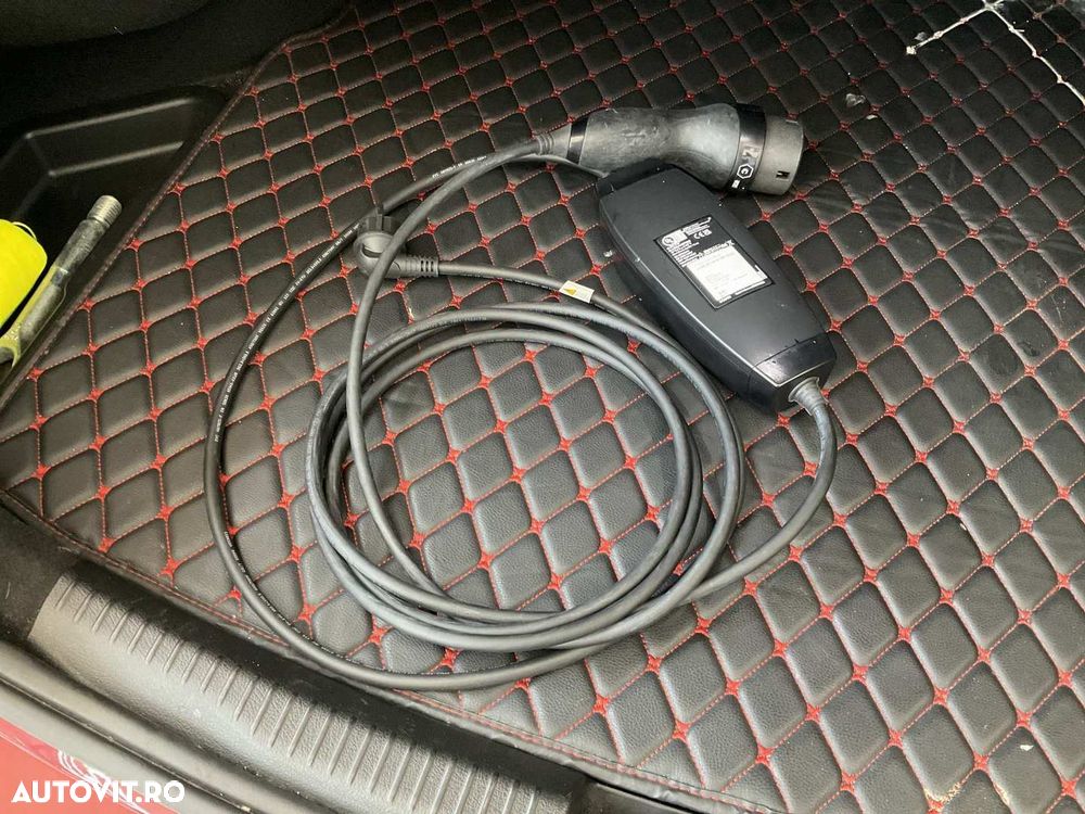 Mercedes-Benz C 300 e 9G-TRONIC AMG Line - 20