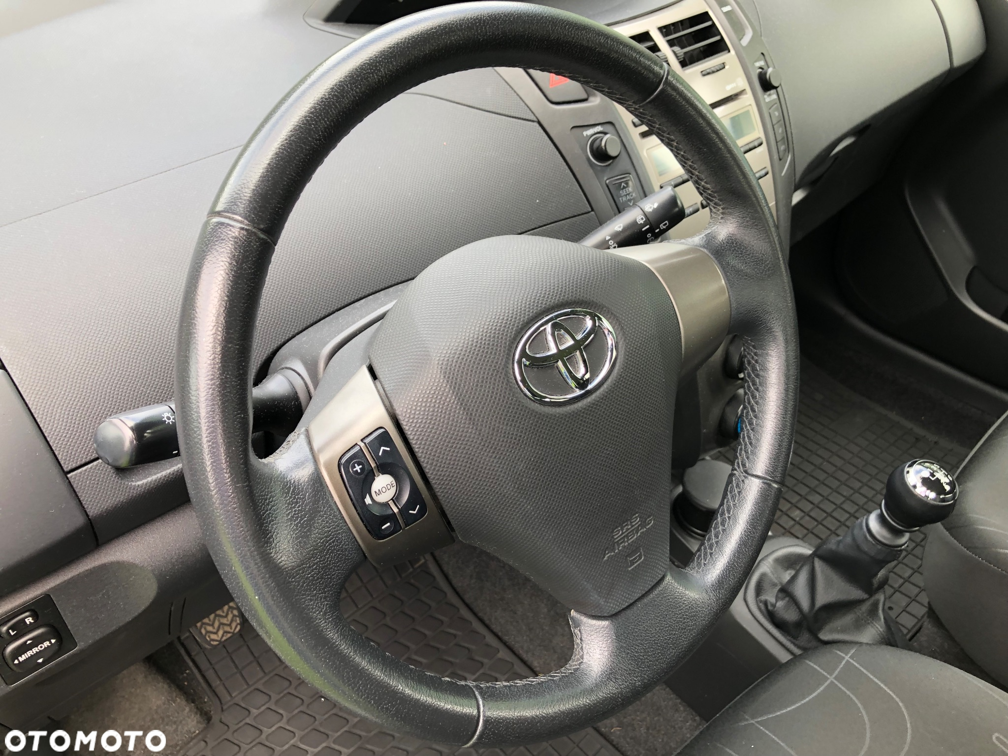 Toyota Yaris 1.33 VVT-i Cool - 3