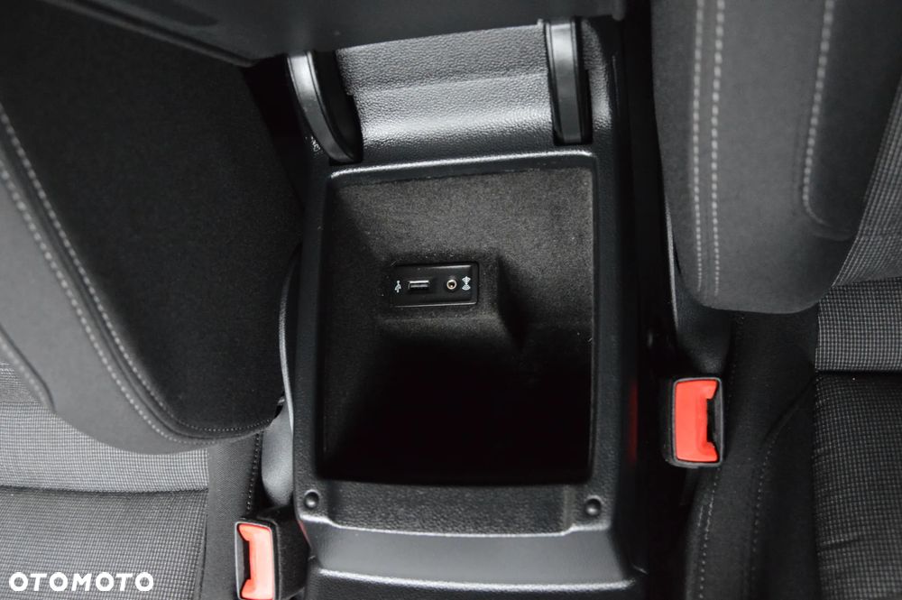 Volkswagen Passat Variant - 30