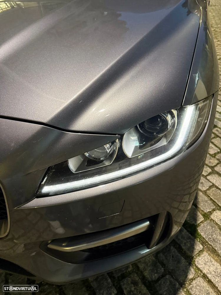 Jaguar F-Pace 20d Aut. R-Sport - 2
