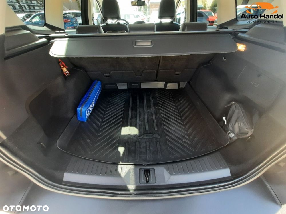 Ford Kuga 1.5 EcoBoost 2x4 Titanium - 15