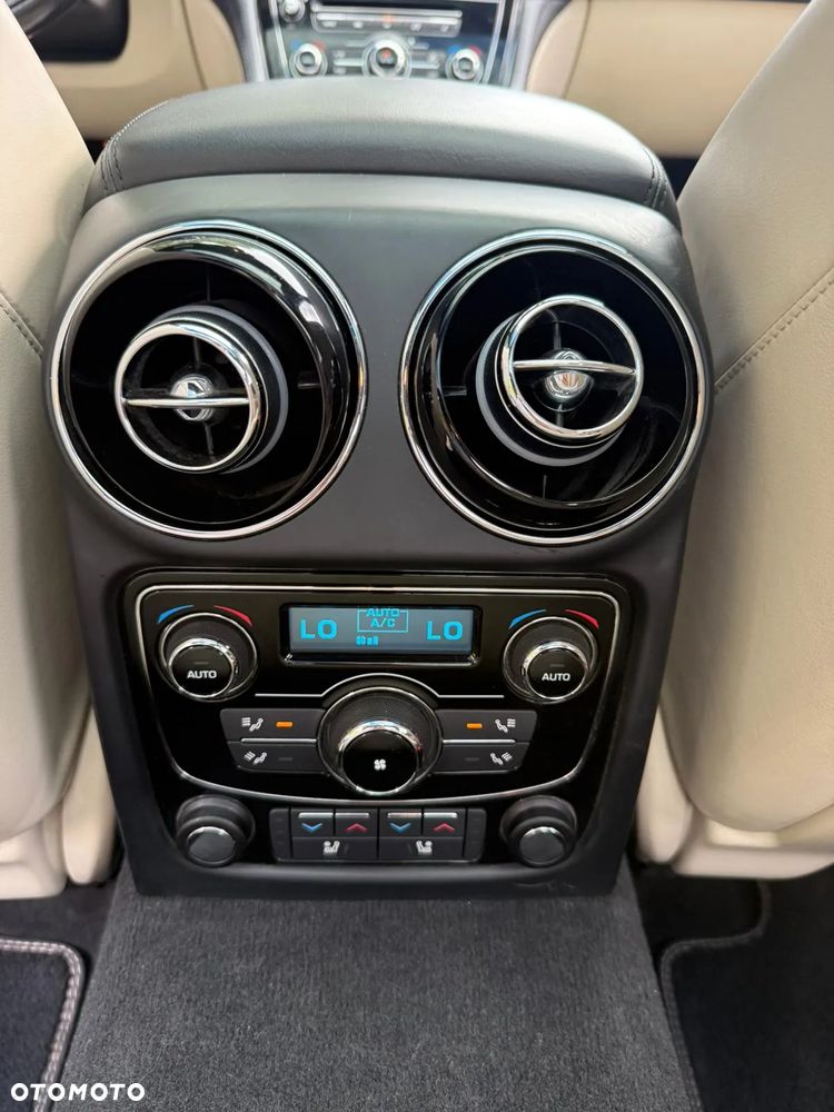 Jaguar XJ 3.0 V6 Kompressor AWD Premium Luxury - 15