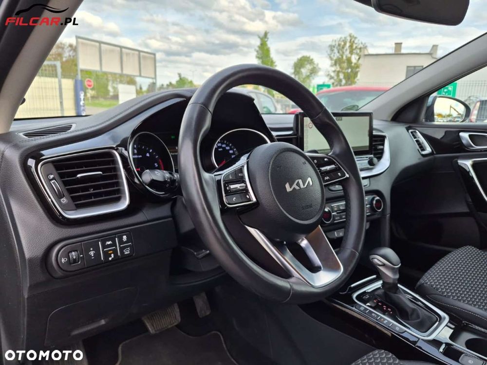 Kia Ceed - 5