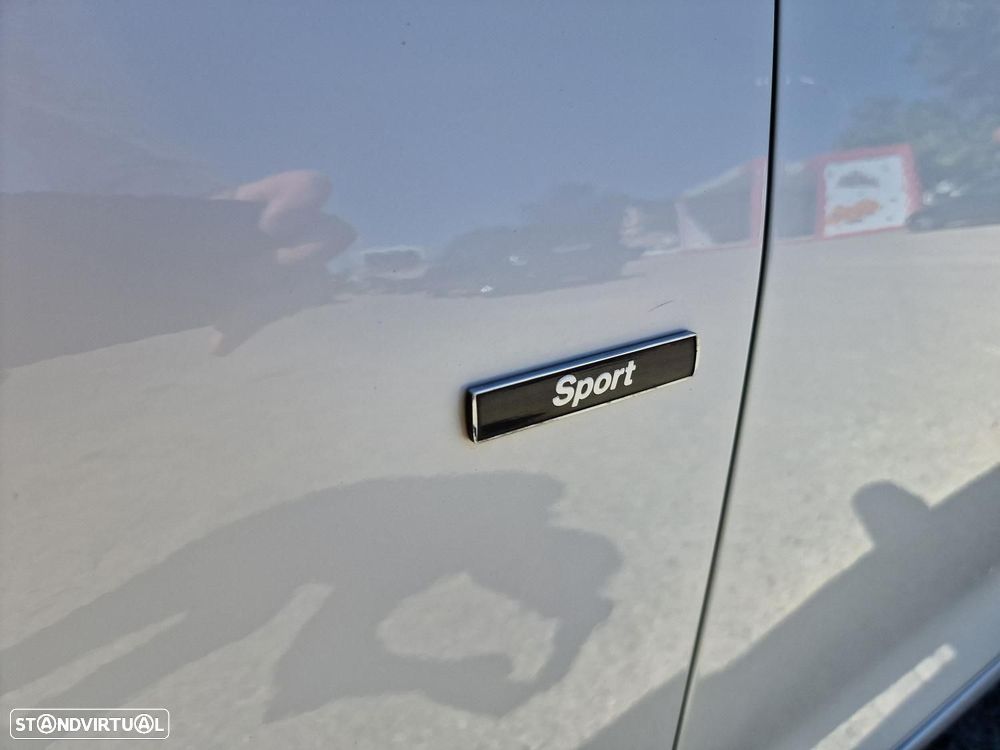 BMW 220 d Coupe Line Sport - 23