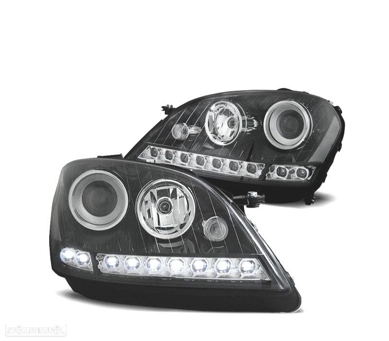 FARÓIS OPTICAS LUZ DIURNA LED MERCEDES ML W164 05-08 FUNDO PRETO - 1