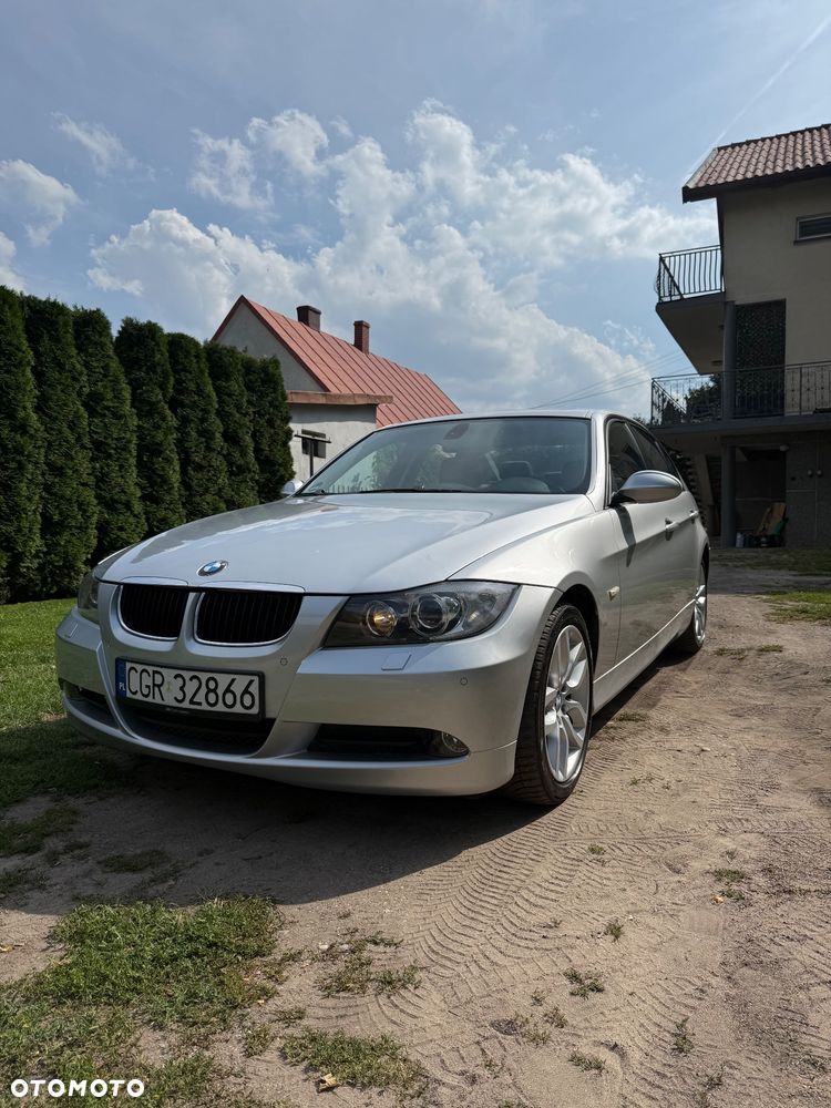 BMW Seria 3 318i - 14