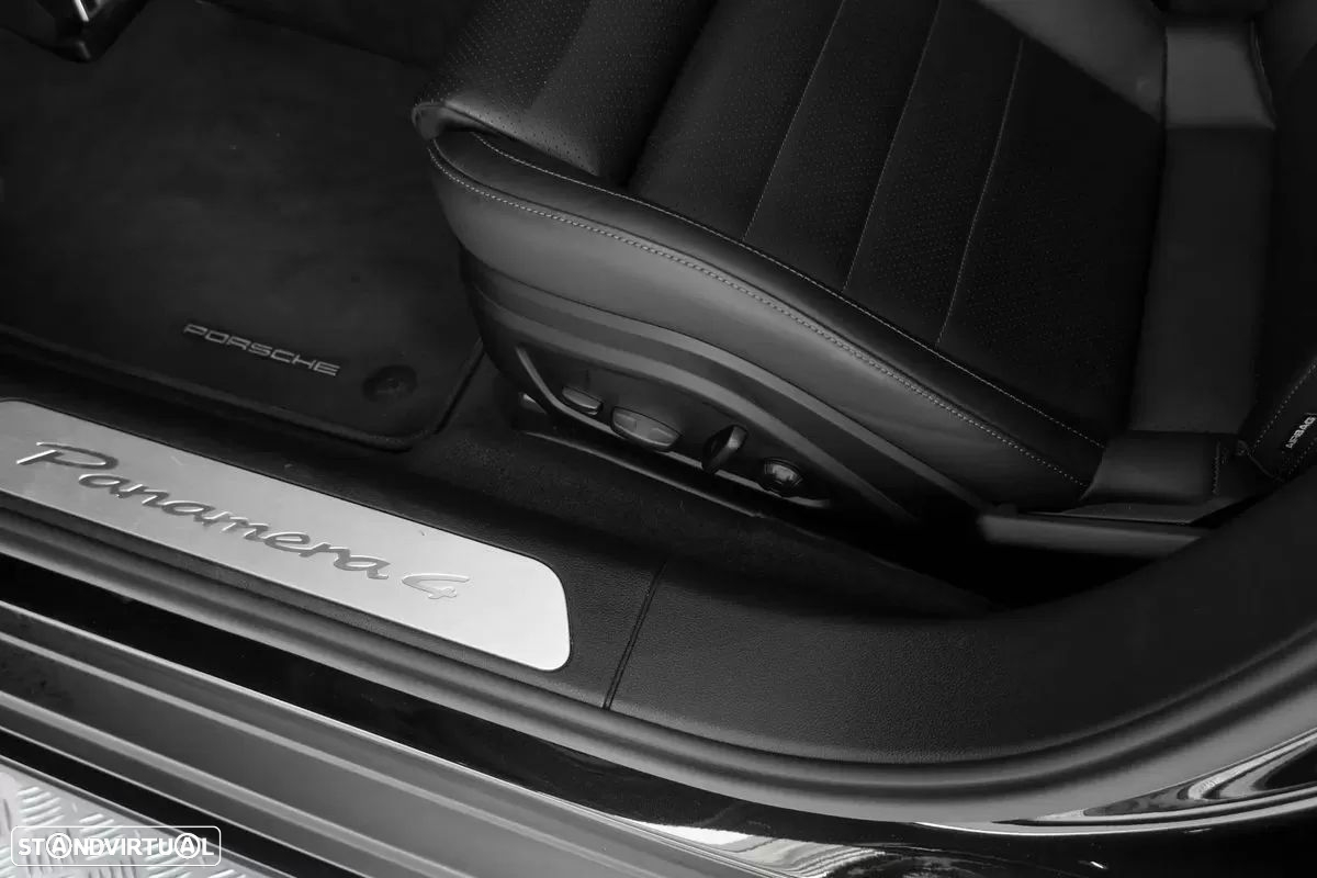 Porsche Panamera 4 E-Hybrid - 19