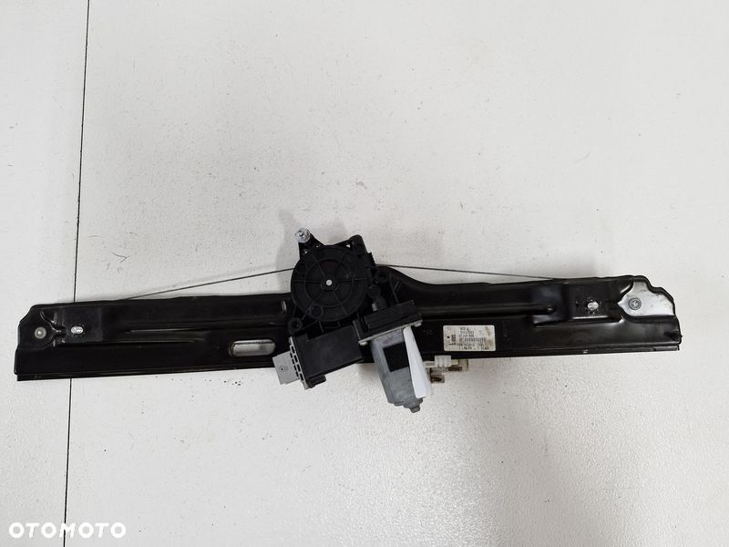 FIAT 500L PODNOŚNIK MECHANIZM SZYBY PRAWY PRZÓD PRZEDNI 6 PIN 51957503 - 1