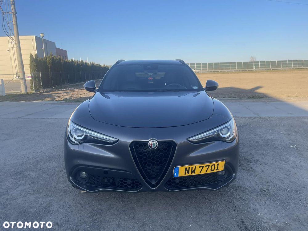Alfa Romeo Stelvio 2.2 16V AT8 Q4 Sprint - 2