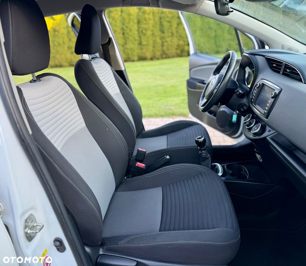 Toyota Yaris 1.5 Dynamic - 7