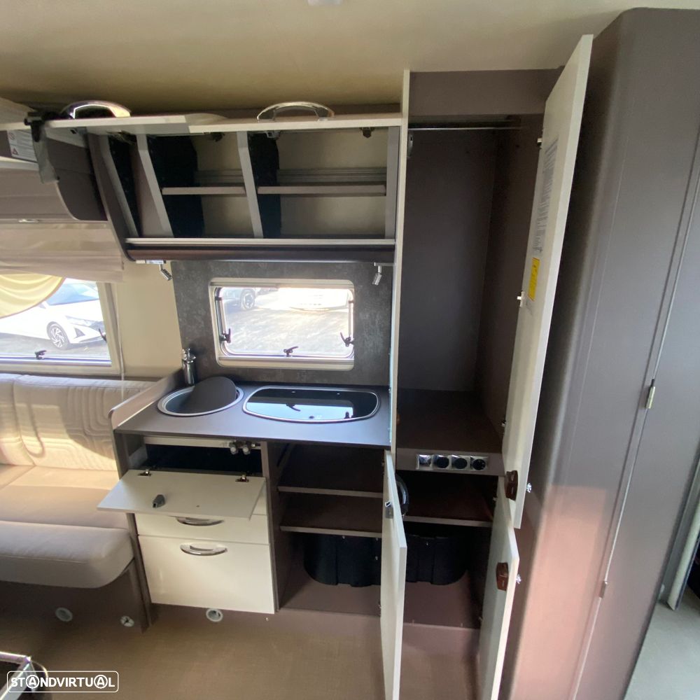 Burstner Privilége - 32