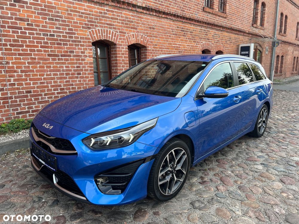 Kia Ceed 1.6 GDI DCT OPF Platinum Edition - 26