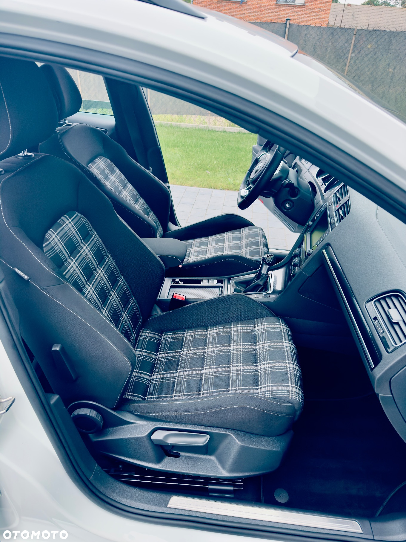 Volkswagen Golf VII 2.0 TDI BMT GTD - 5