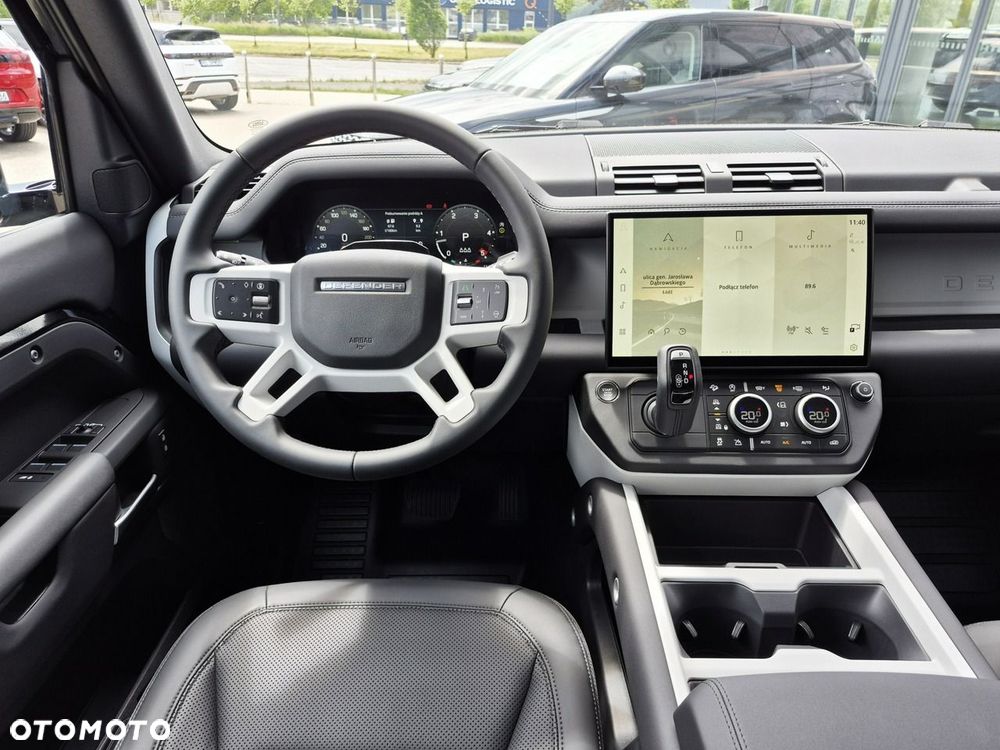 Land Rover Defender 110 D200 S - 28
