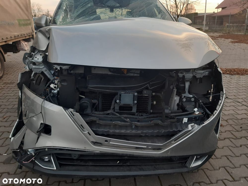 Nissan Qashqai 1.3 DIG-T MHEV N-Connecta Xtronic - 3