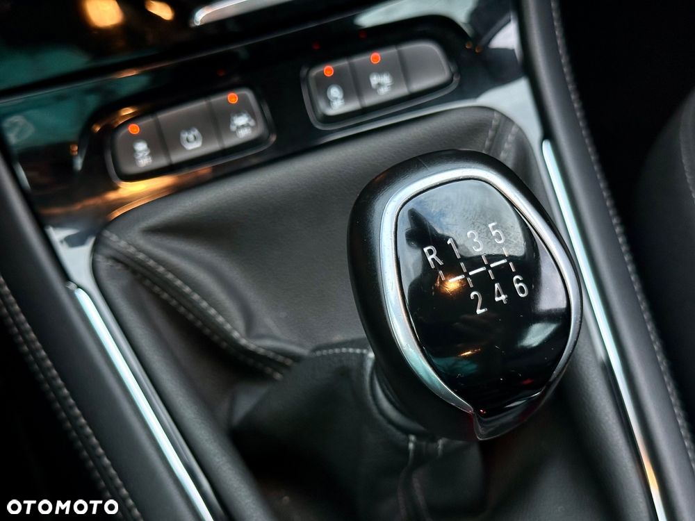 Opel Grandland X 1.5 CDTI Enjoy S&S - 13