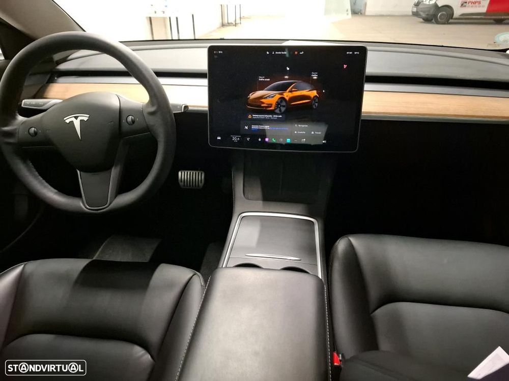Tesla Model 3 Standard RWD - 3