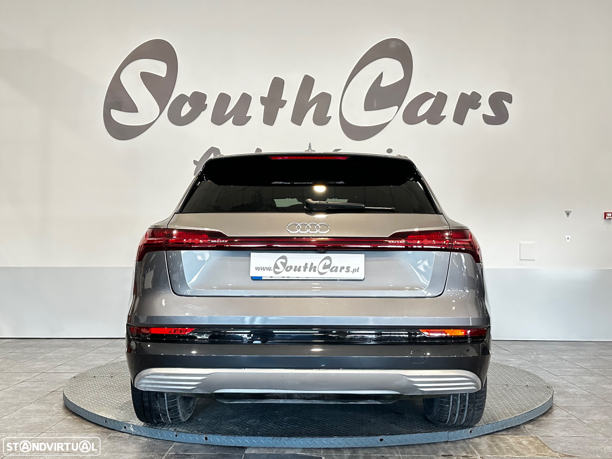 Audi e-tron 55 quattro S line - 5
