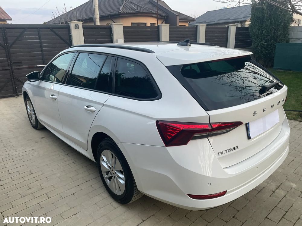 Skoda Octavia 2.0 TDI DSG Ambition - 5