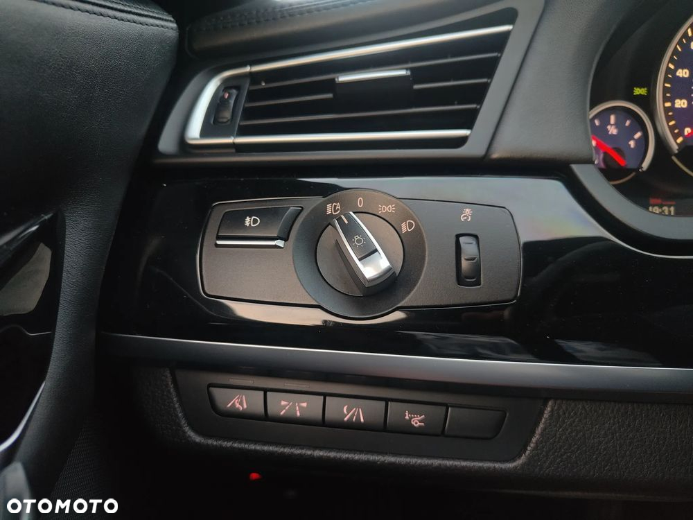 BMW Seria 7 - 35