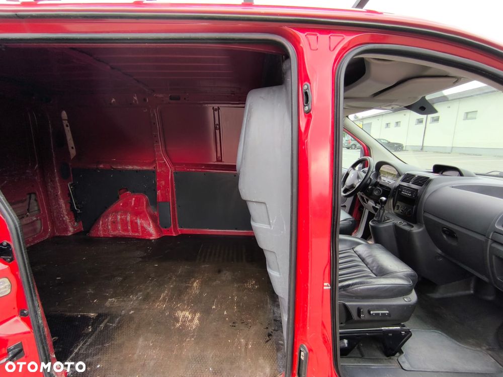Peugeot EXPERT - 16