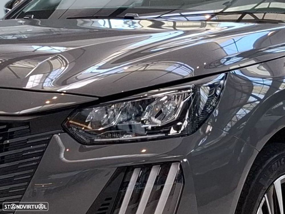 Peugeot e-208 50 kWh Allure — fotografia 7