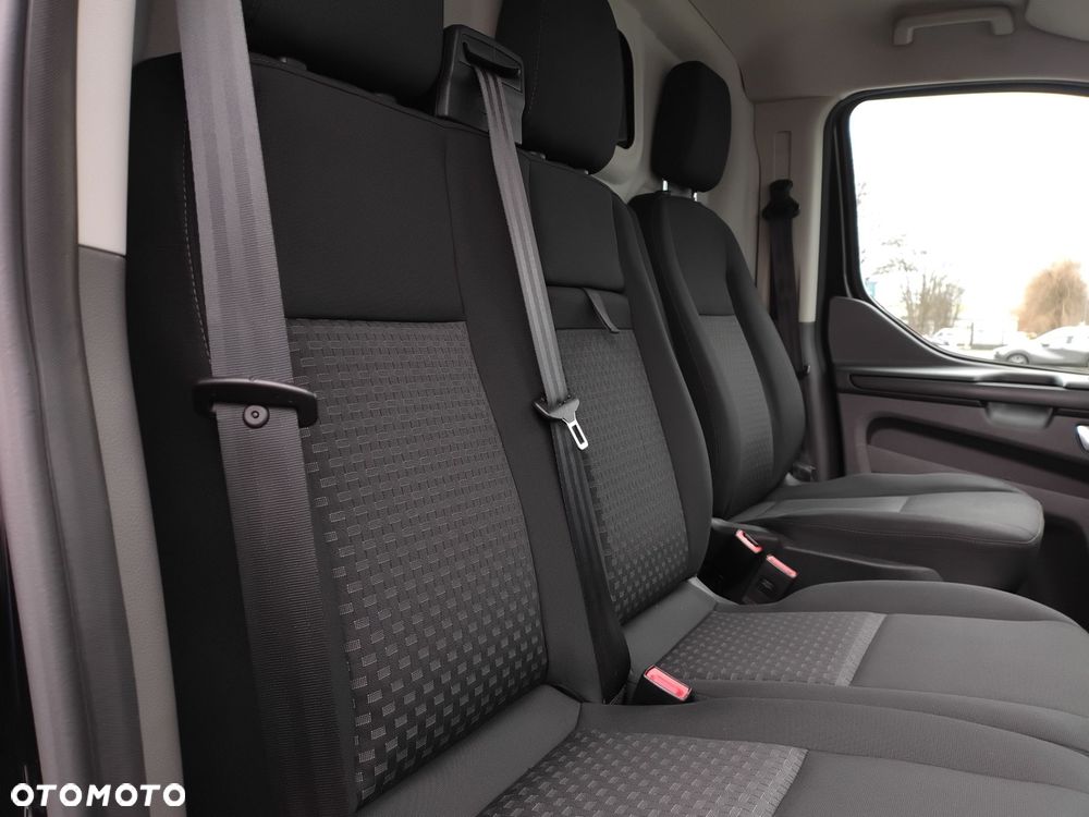 Ford Transit Custom - 27