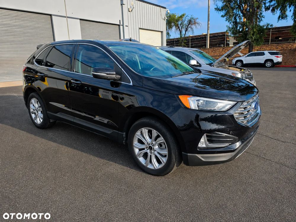 Ford Edge - 3