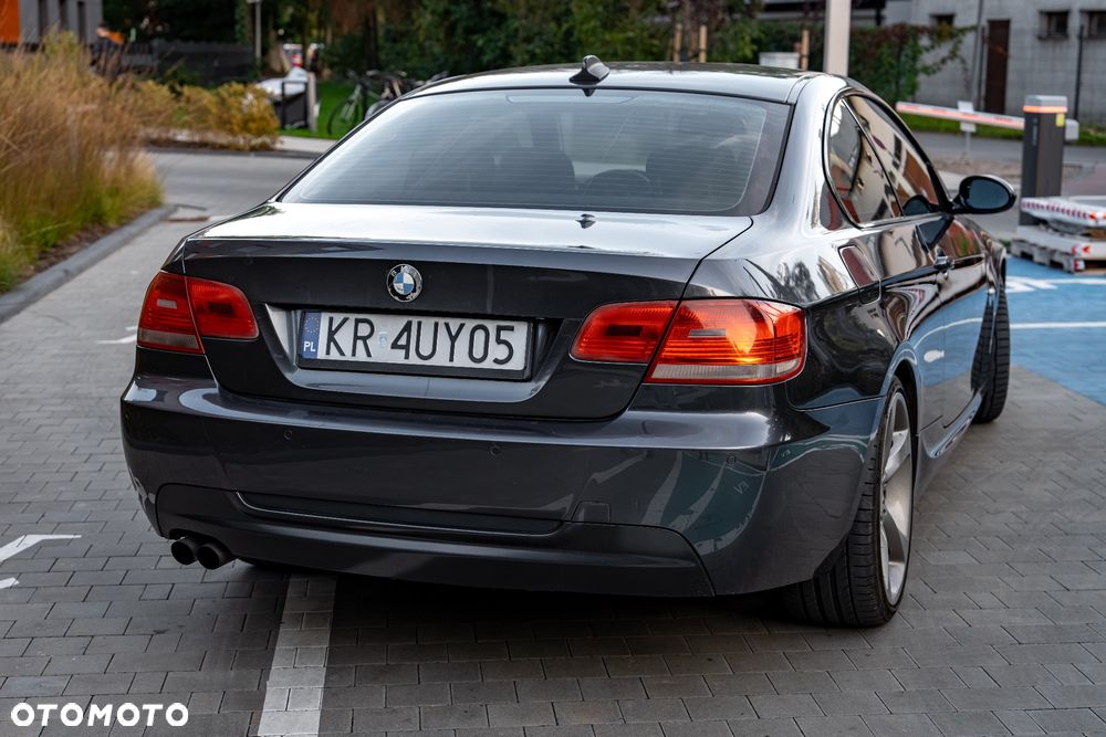 BMW Seria 3 330d - 12