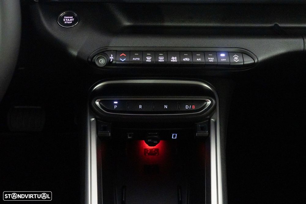 Jeep Avenger 54 kWh Summit - 26