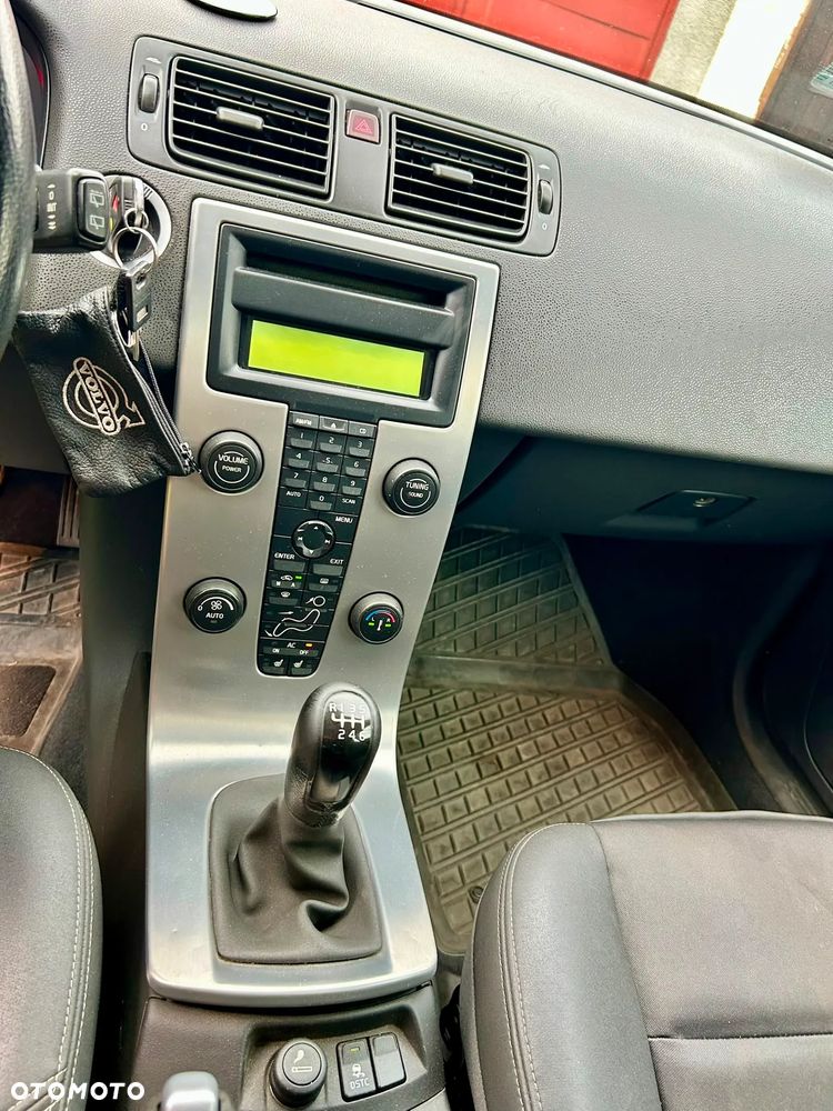 Volvo V50 2.0D - 10
