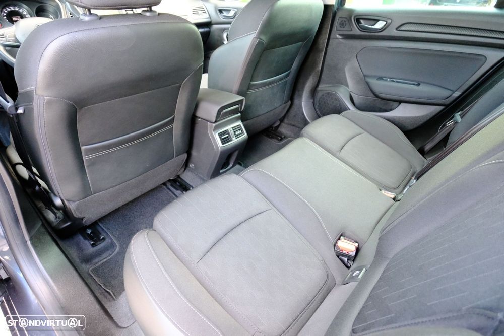 Renault Mégane Sport Tourer 1.5 Blue dCi Limited - 12