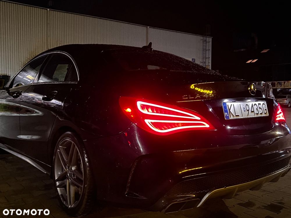 Mercedes-Benz CLA 45 AMG 4-Matic - 11