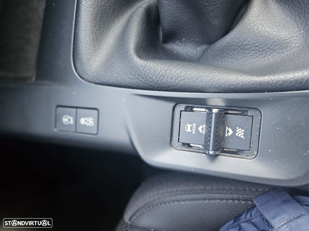 Jaguar E-Pace 2.0 i4D S - 21