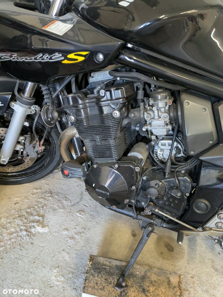 Suzuki Bandit - 3