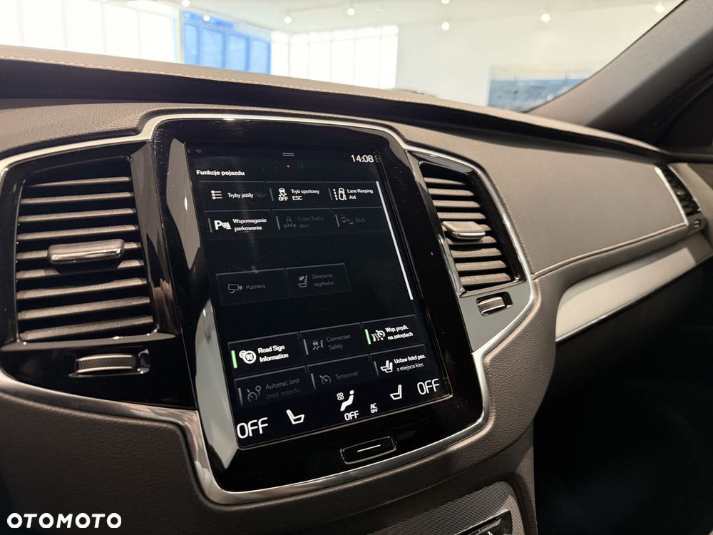 Volvo XC 90 - 19