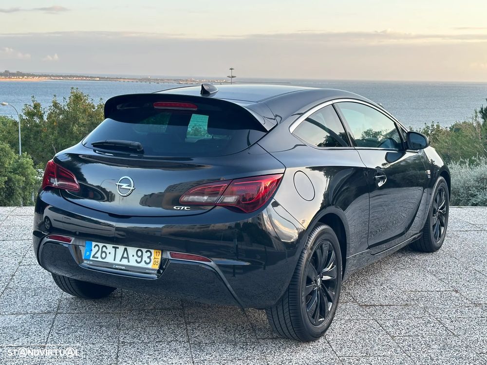 Opel Astra GTC 1.6 CDTi S/S - 4