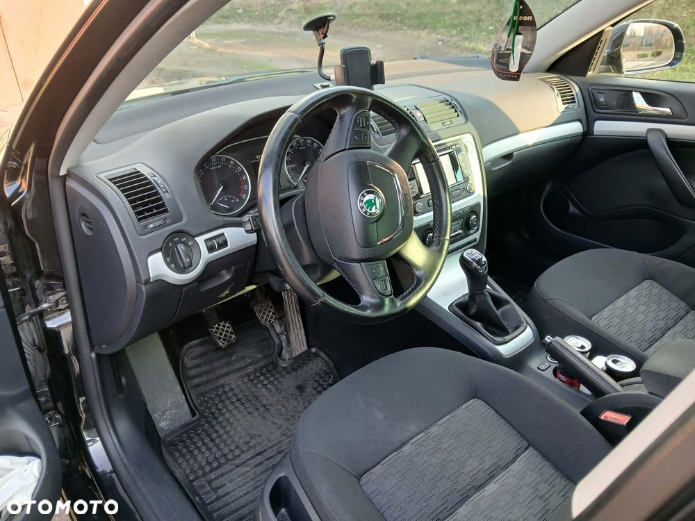 Skoda Octavia 2.0 TDI DPF Elegance - 8