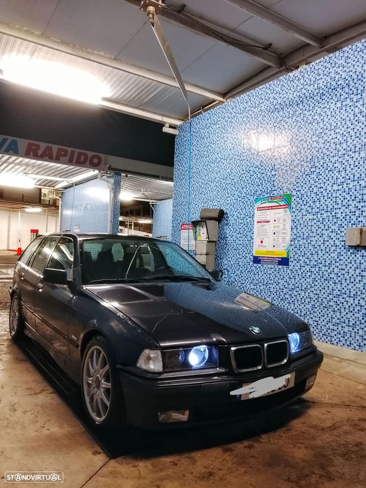 BMW 325 tds Touring - 1