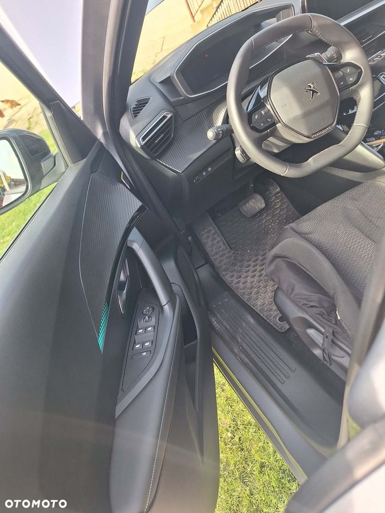 Peugeot 2008 1.2 PureTech Allure Pack S&S EAT8 - 19