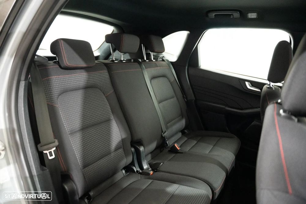 Ford Kuga 1.5 EcoBoost ST-Line - 27