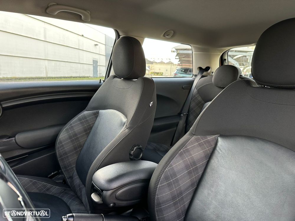 MINI 3 Portas Cooper D - 8