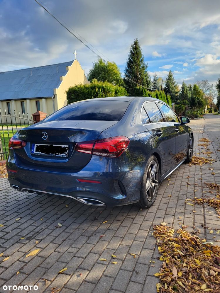 Mercedes-Benz Klasa A 180 AMG Line 7G-DCT - 5