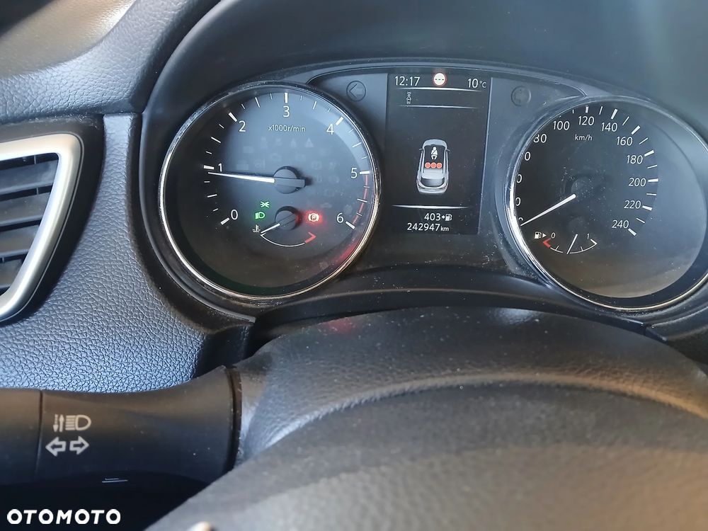 Nissan Qashqai 1.6 DCi 4x4 Tekna EU6 - 7