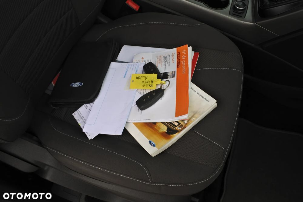 Ford Kuga 2.0 TDCi 2x4 Titanium - 7