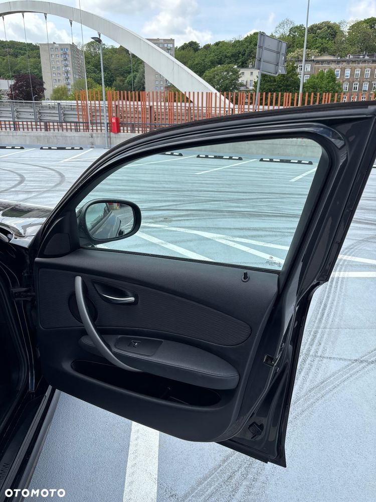 BMW Seria 1 118i Edition Lifestyle - 24